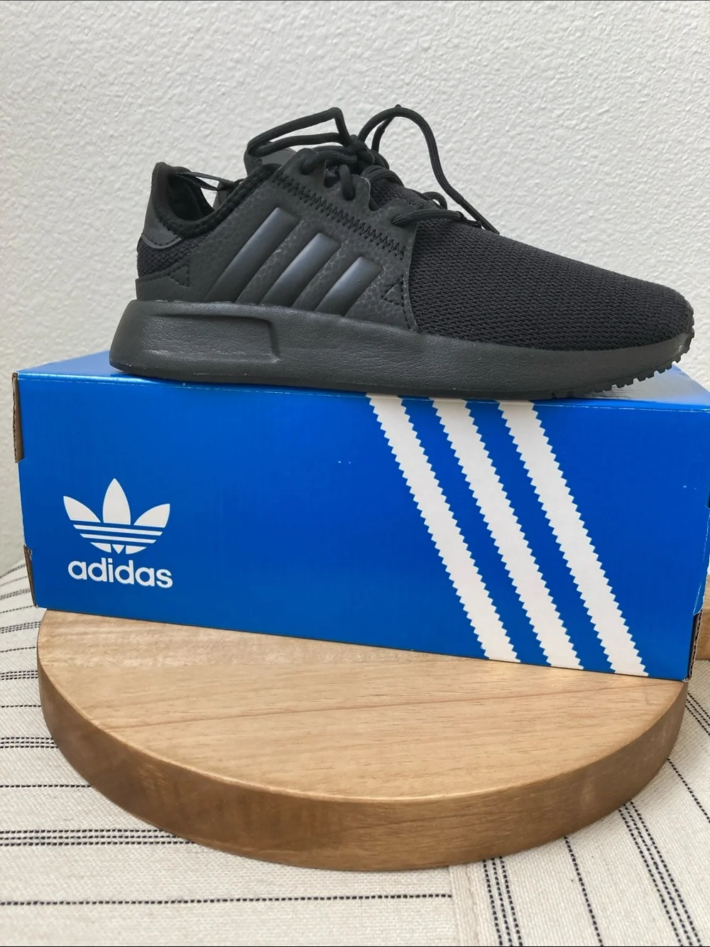 adidas all black